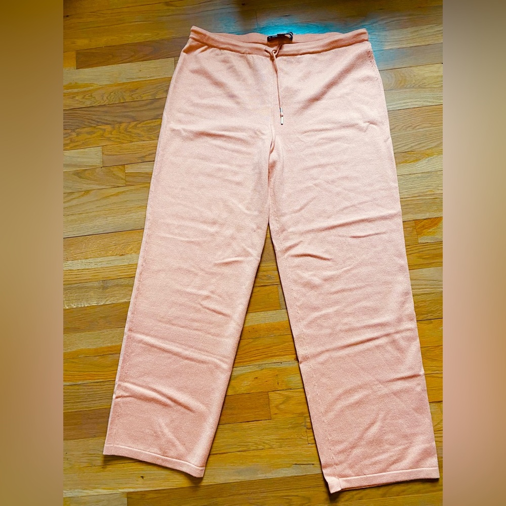 Company Ellen Tracy Pink drawstring straight leg Knit Lounge Pants Quiet Luxury